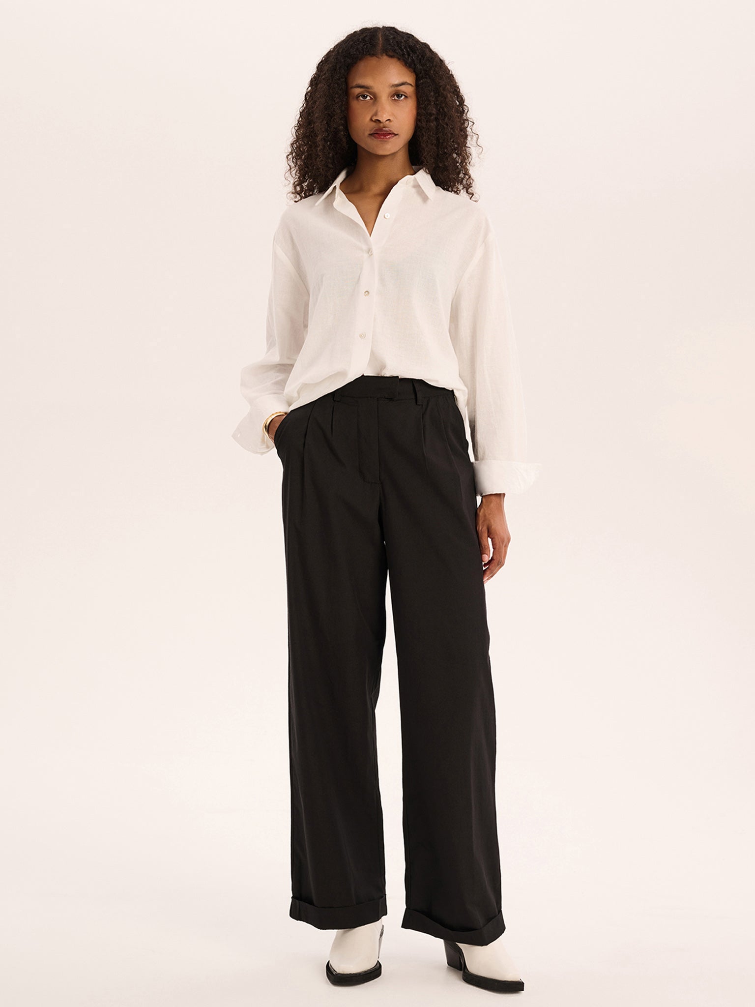 Candy Straight Leg Trouser in Black