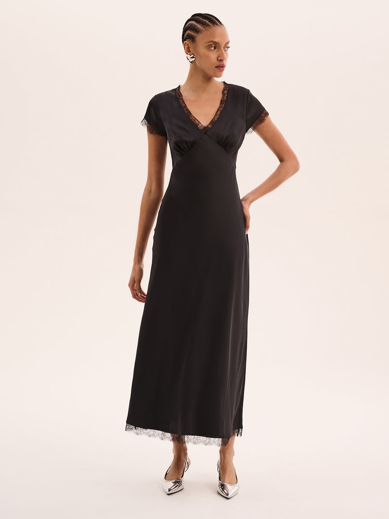 Woolf Dress in Black