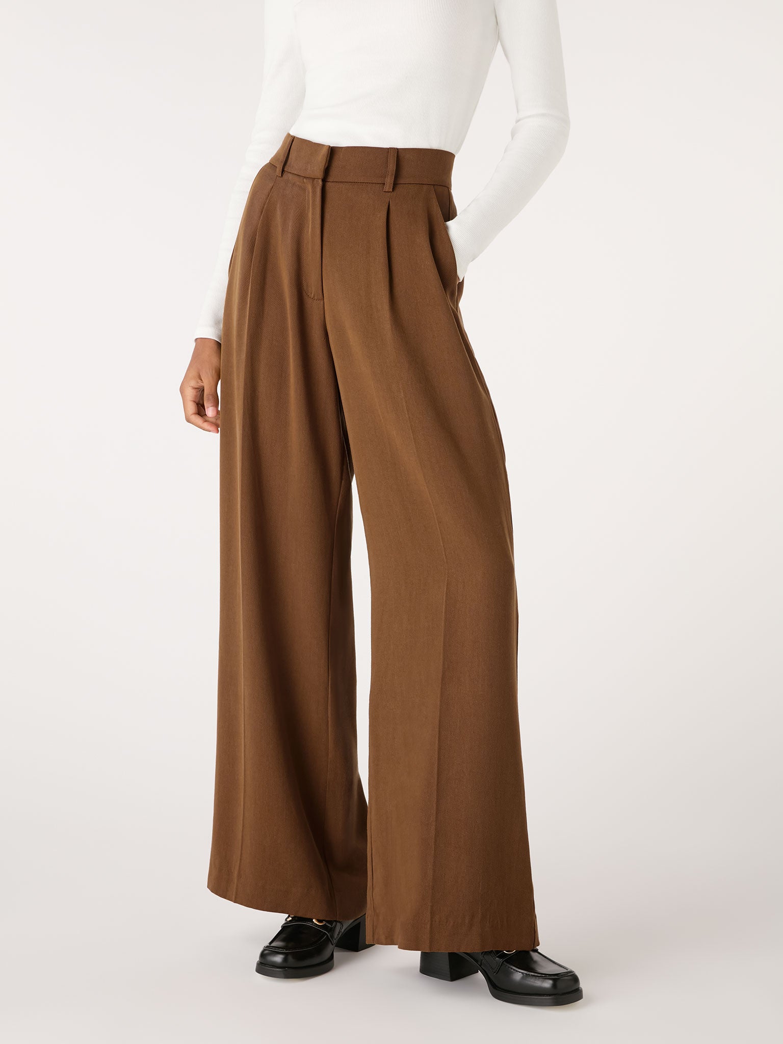 Cumin Trouser in Tobacco | OMNES | Trousers | Sustainable & Affordable ...