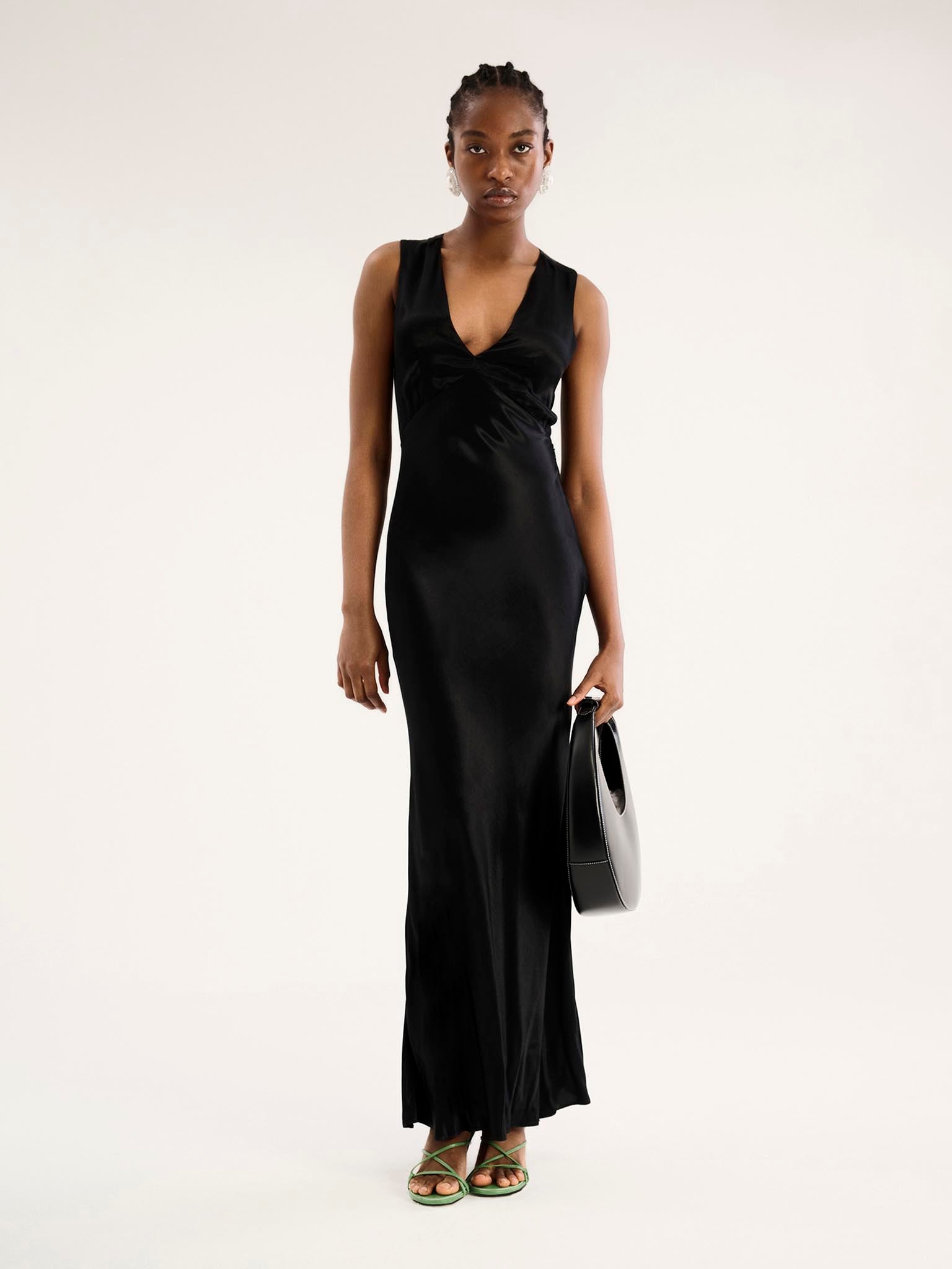 black v neck maxi dress