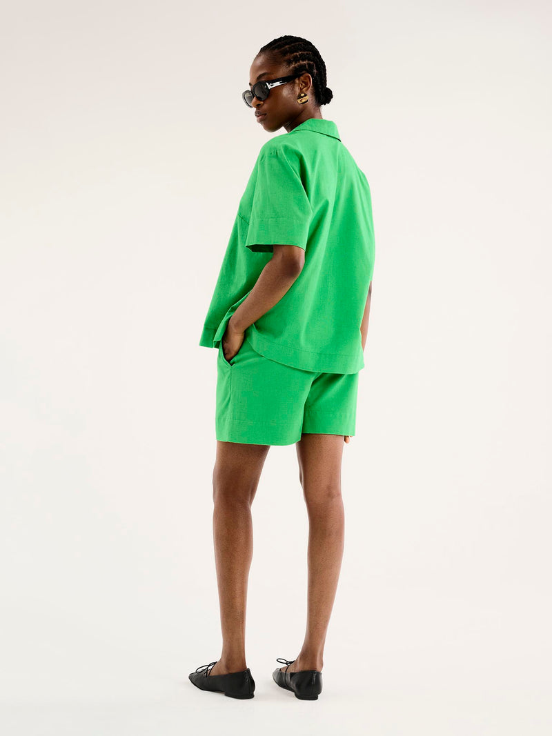 Oaklyn Linen Boxy Shirt in Green