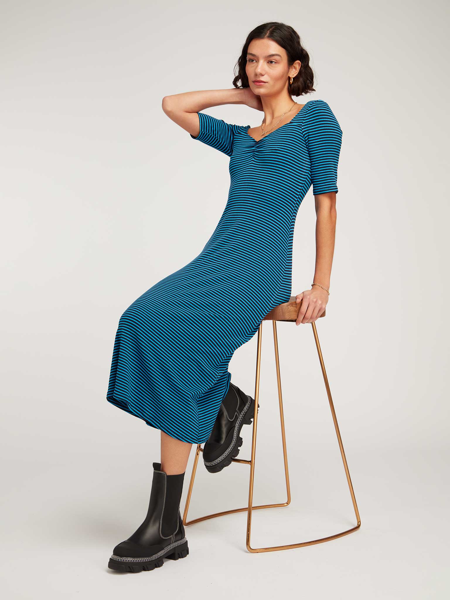 Boden heather hem detail midi outlet dress